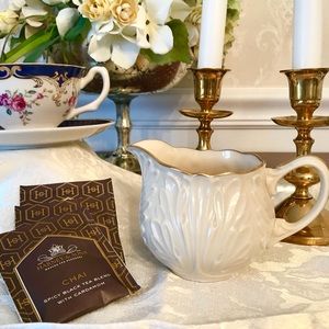 🌟LENOX Creamer Pitcher🌟 Ivory Gold